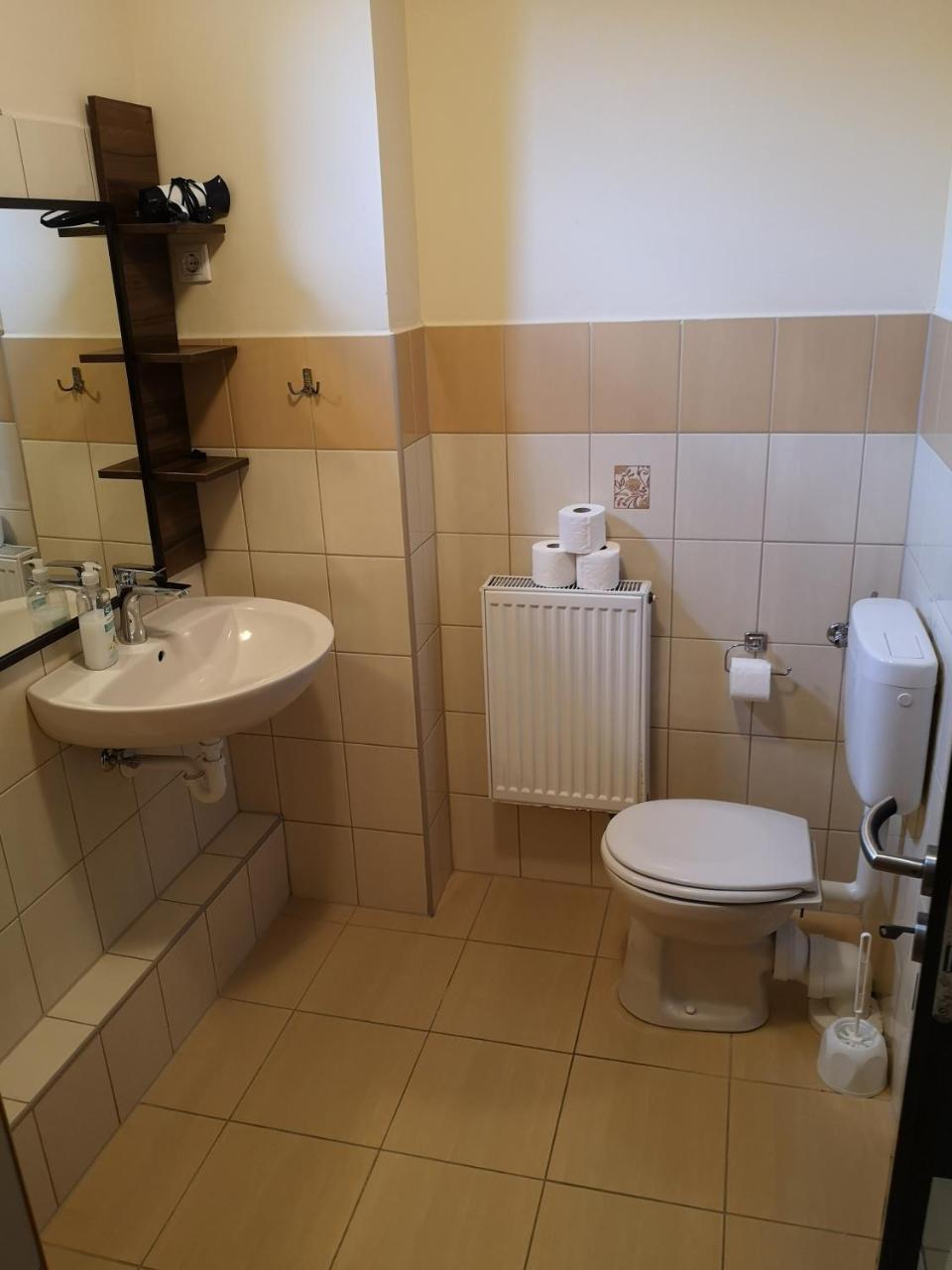 Bed and breakfast Borostyan Panzio Balatonfuered Extérieur photo